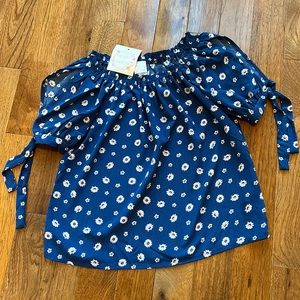 New with Tags Blue Floral Top